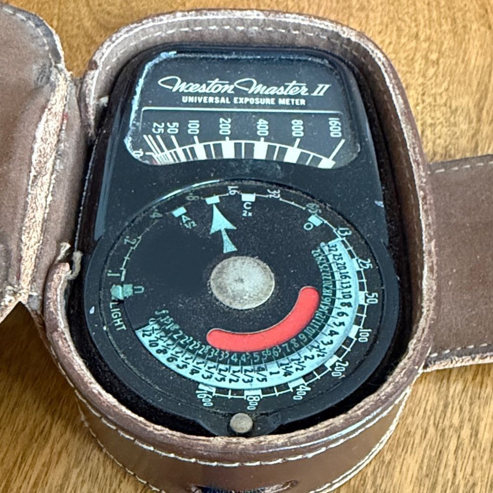 Vintage 1940’s Weston Master II Universal Exposure Meter